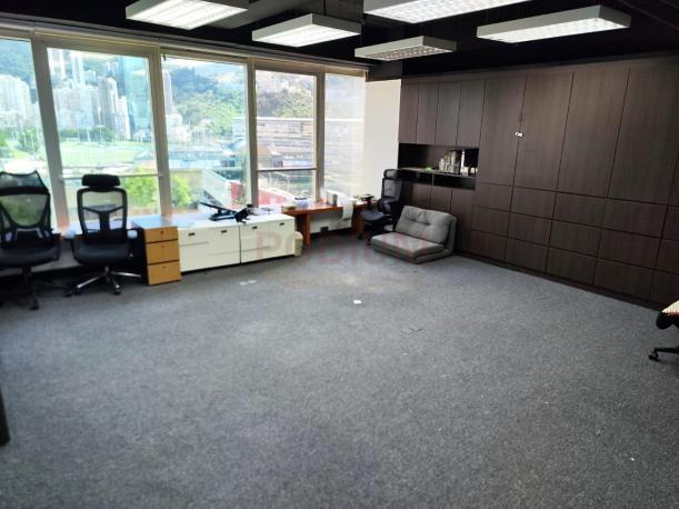 Chinachem Leighton Plaza                                     - Office Interior 2.jpg                                                                               