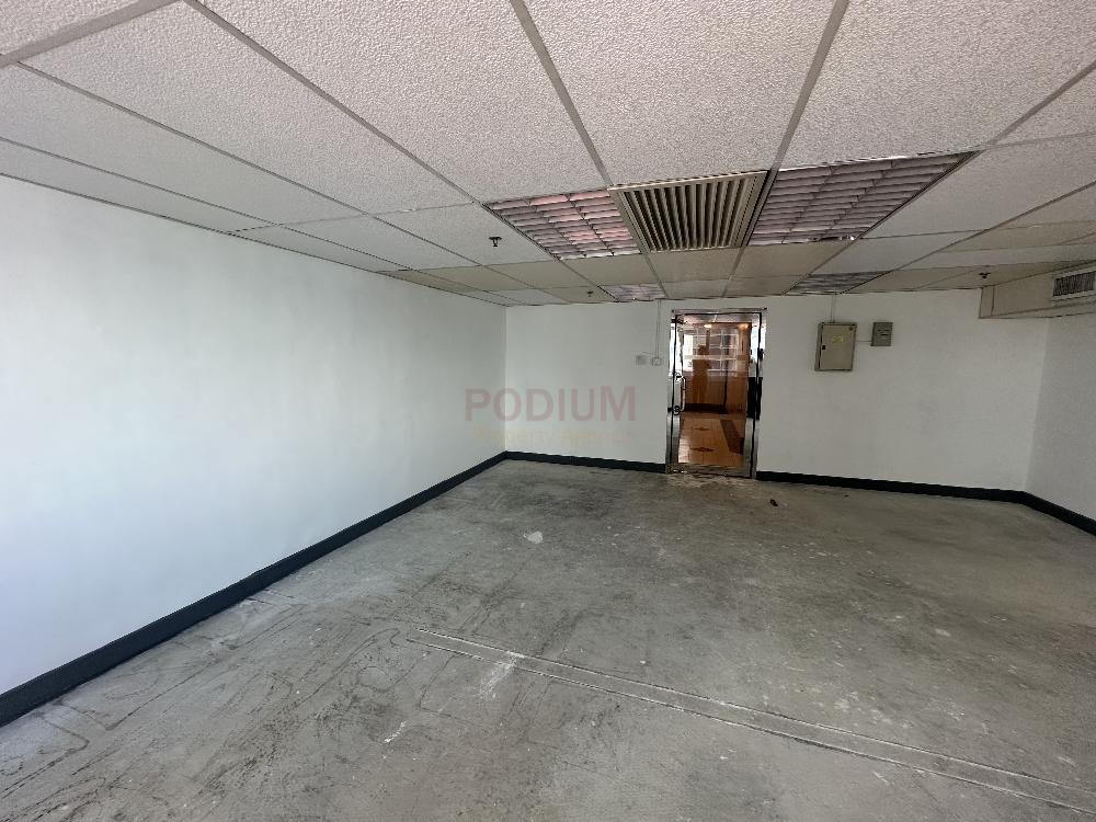 Hoi Kiu Commercial Building                                  - Office Interior 2.jpg                                                                               