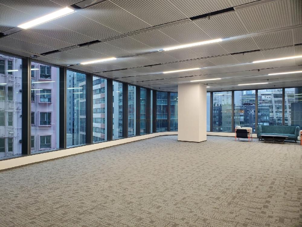 HDH Centre Causeway Bay - Office Interior 1.JPG                                                                               