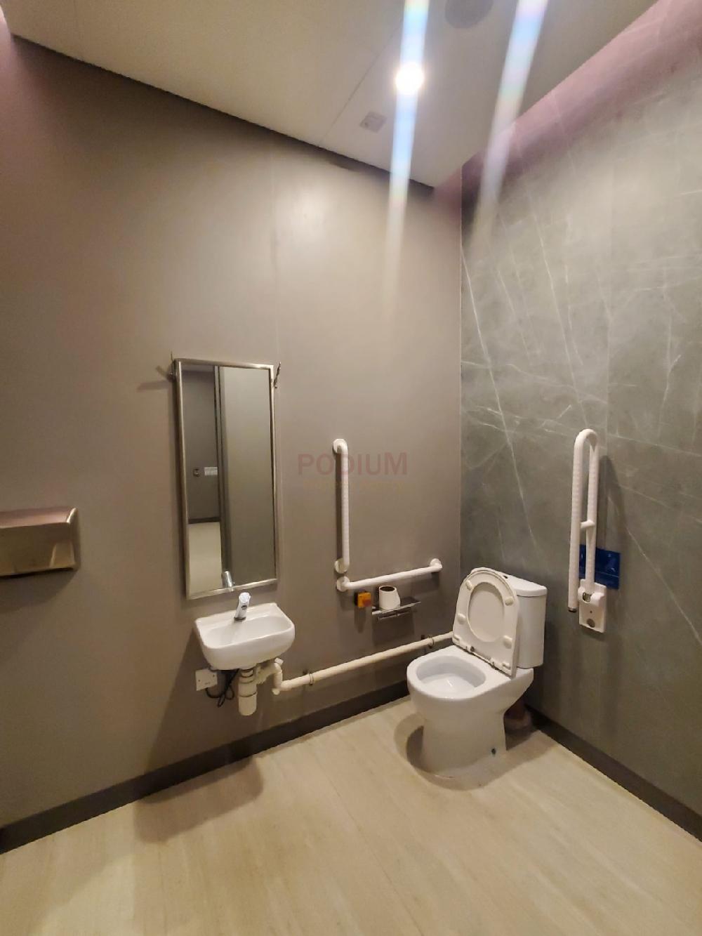 HDH Centre - Office Interior 6.JPG                                                                               