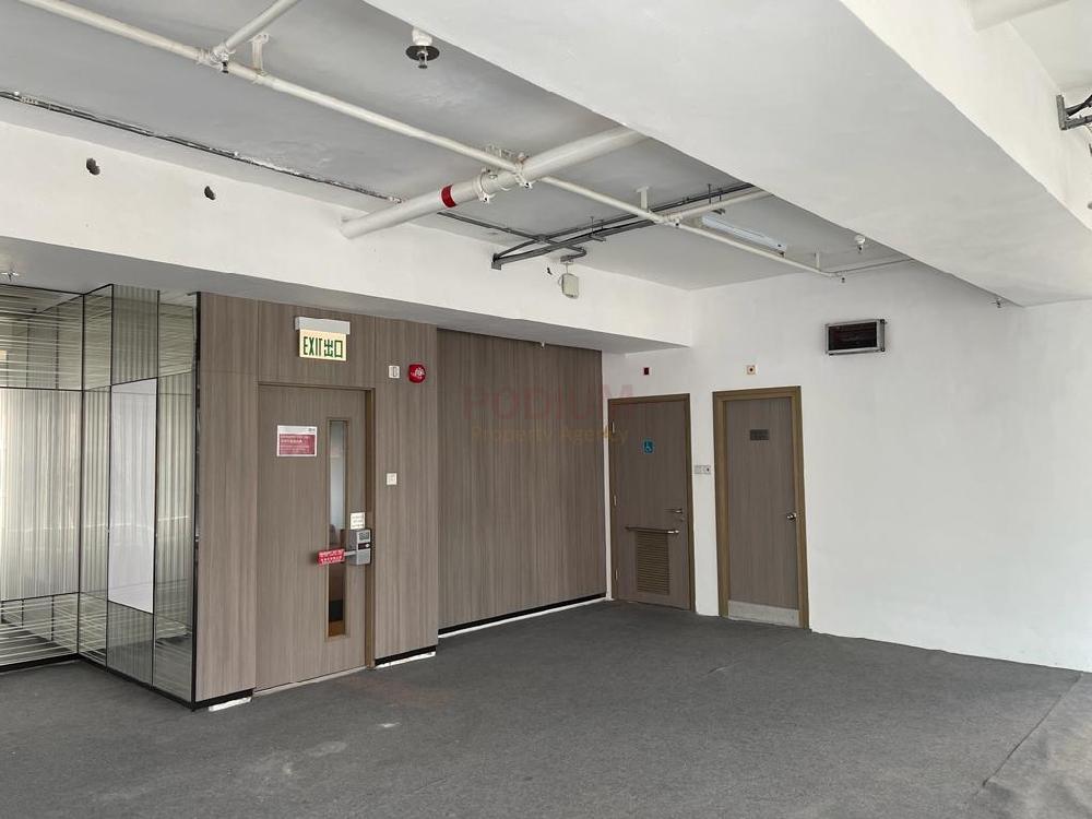 Aura On Pennington - Office Interior 2.JPG                                                                               