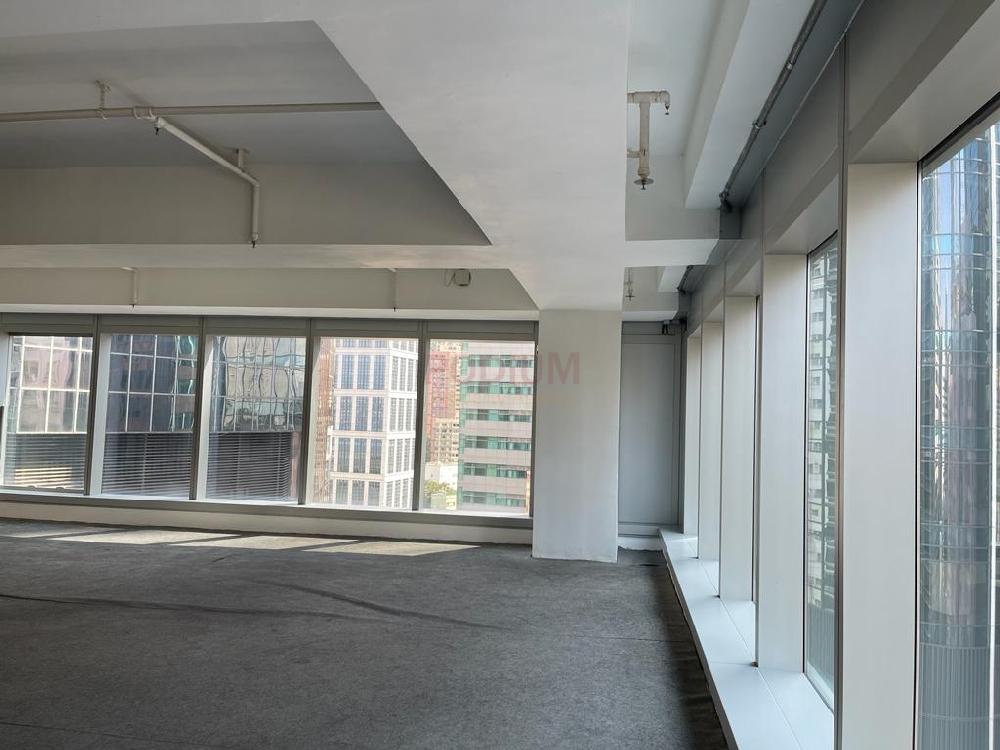 Aura On Pennington - Office Interior 5.JPG                                                                               