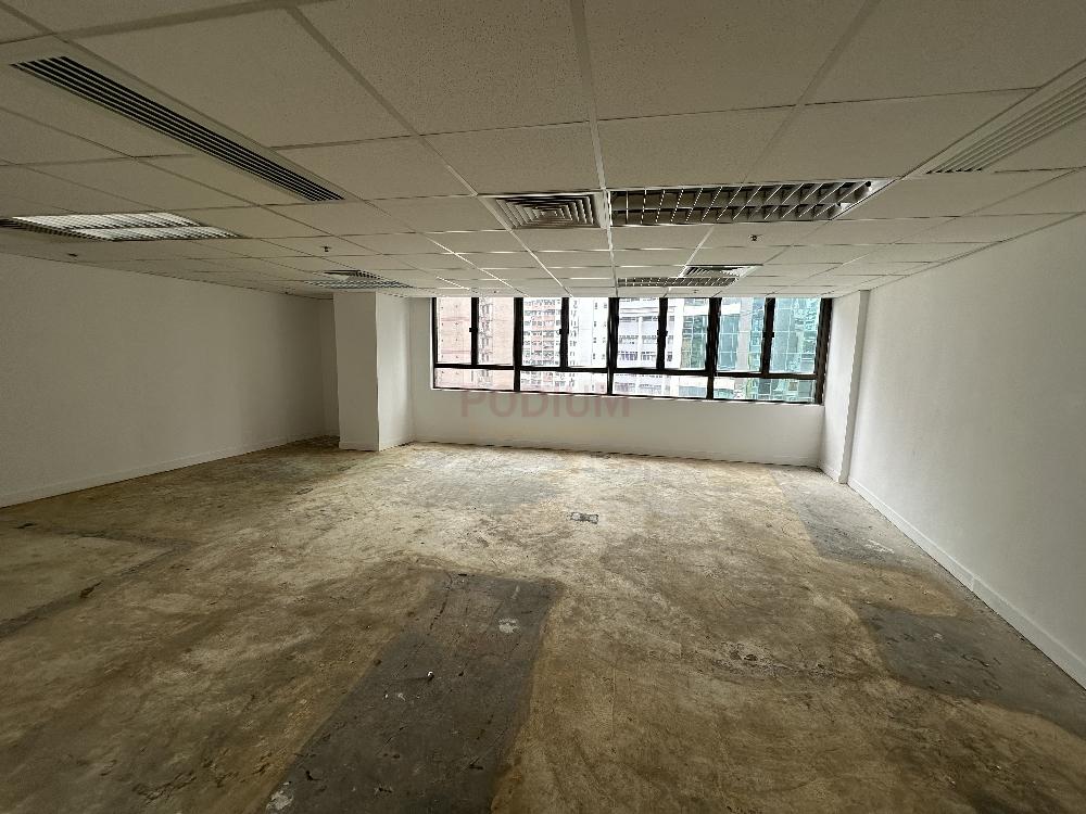 Wanchai Commercial Centre                                    Wan Chai - Office Interior 1.jpg
