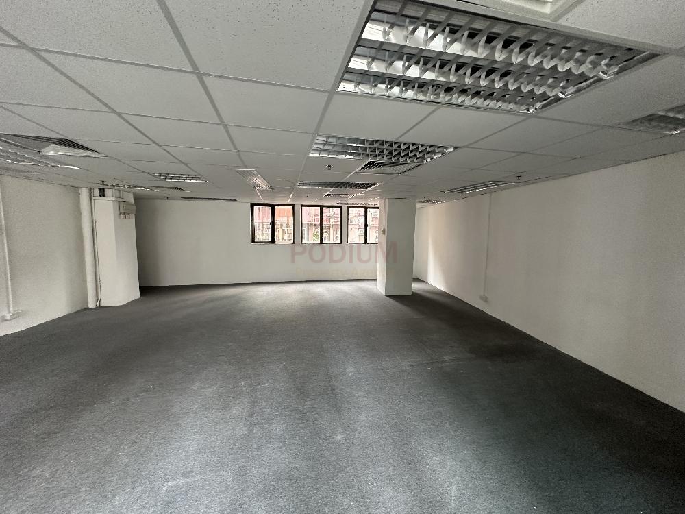 Wanchai Commercial Centre                                    Wan Chai - Office Interior 1.jpg