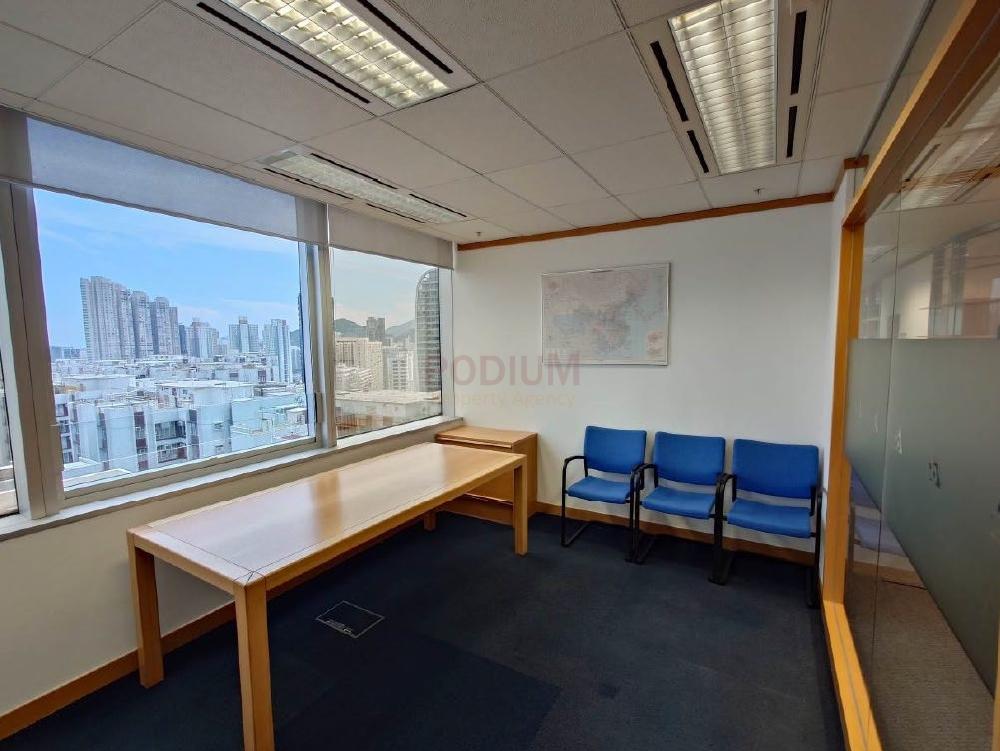 1111 King's Road (Cityplaza One) - Office Interior 1.jpg                                                                               