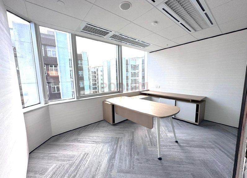 1111 King's Road (Cityplaza One) - Office Interior 4.jpg                                                                               