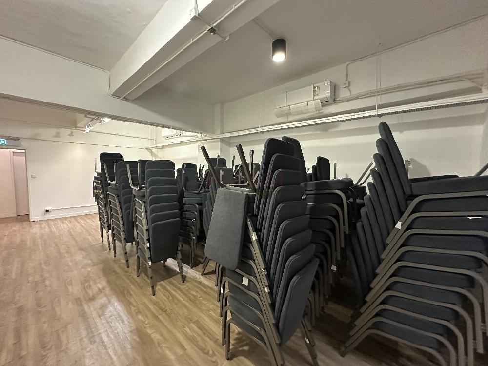 The Ozone - Office Interior 2.jpg                                                                               