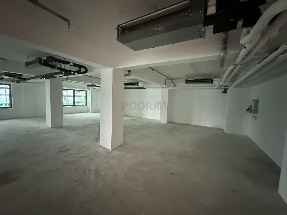 Chinachem Tower                                              - Office Interior 1.jpg                                                                               