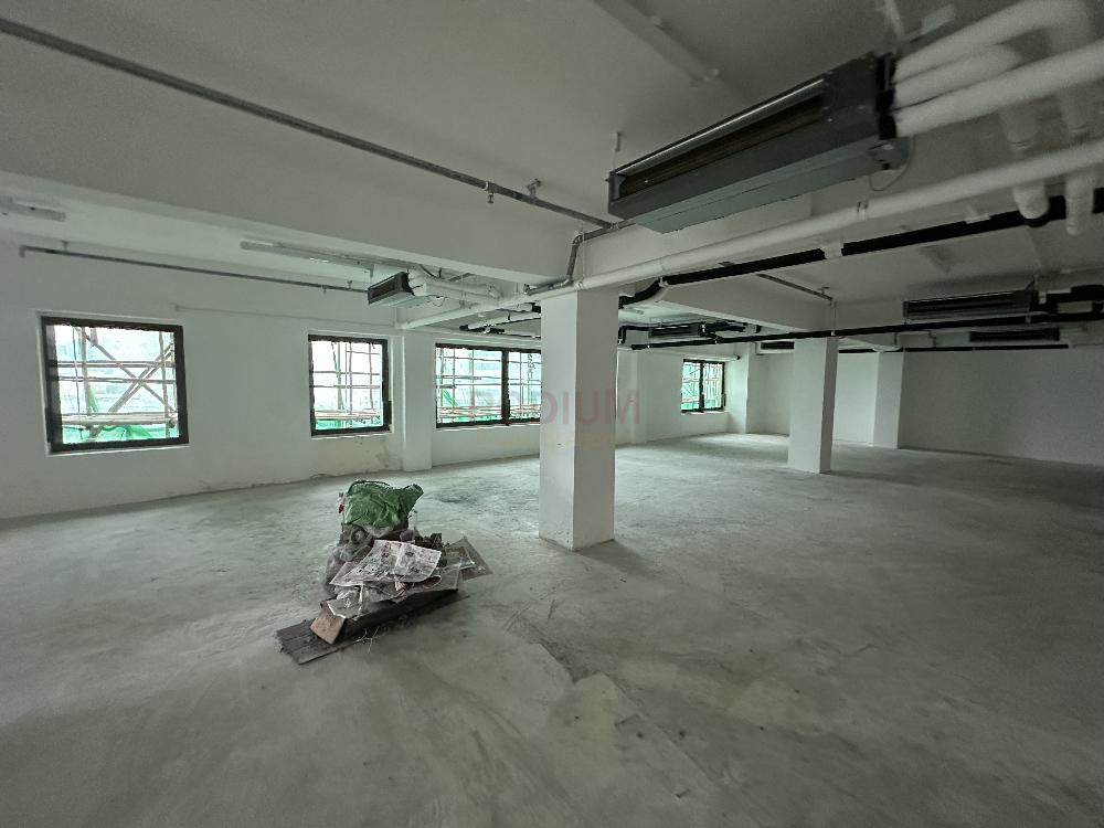 Chinachem Tower                                              - Office Interior 3.jpg                                                                               