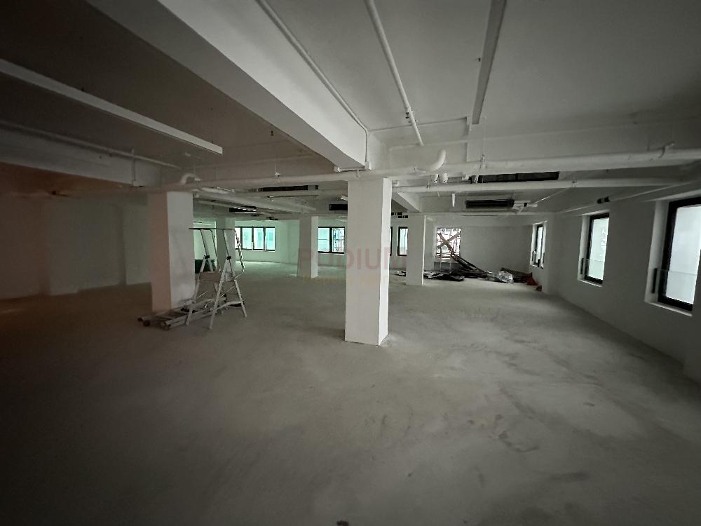 Chinachem Tower                                              - Office Interior 2.jpg                                                                               