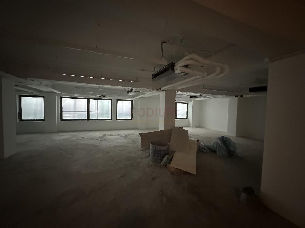 Chinachem Tower                                              - Office Interior 4.jpg                                                                               