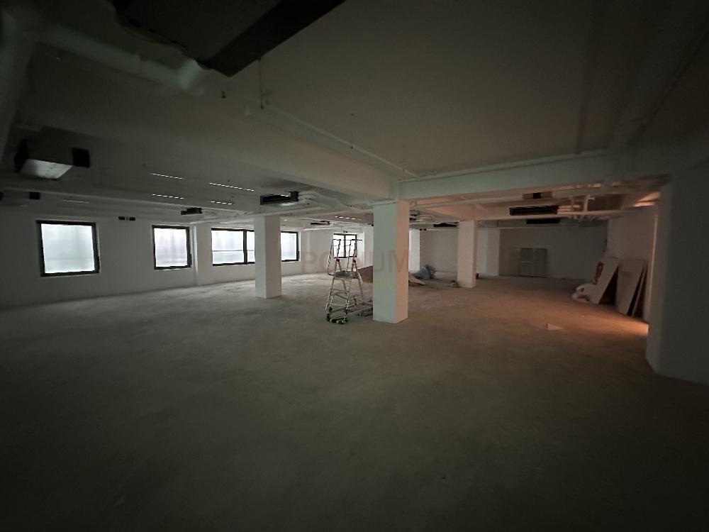 Chinachem Tower                                              - Office Interior 5.jpg                                                                               