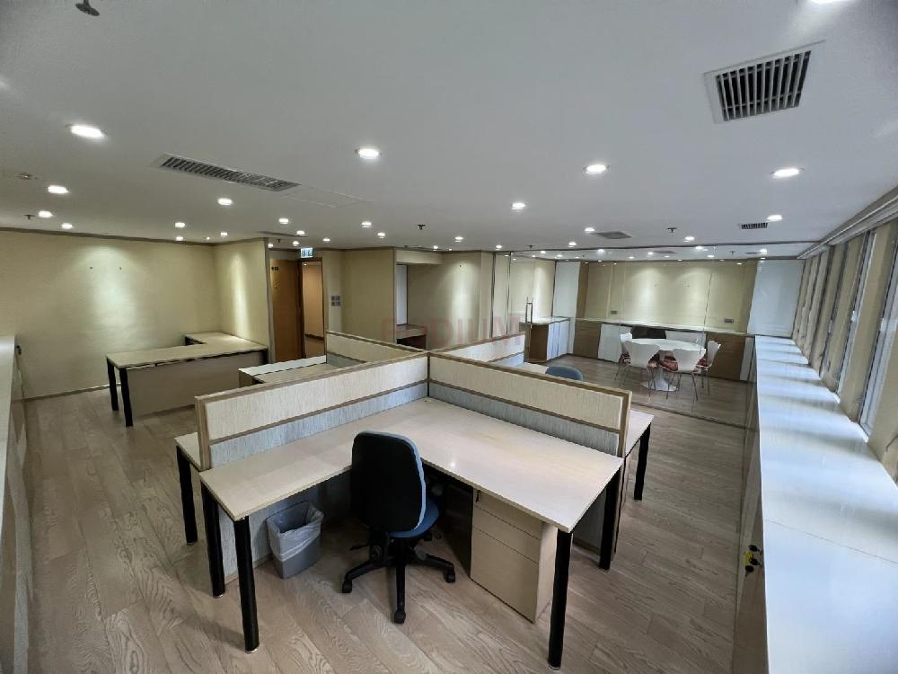 Tai Sang Bank Building                                       - Office Interior 2.jpg                                                                               