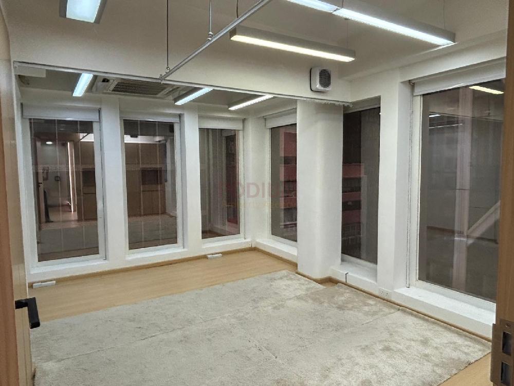 Bangkok Bank Building                                        - Office Interior 1.JPG                                                                               