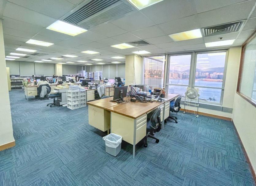 o魚涌華懋交易廣場                                                 Chinachem Exchange Square                                    Quarry Bay