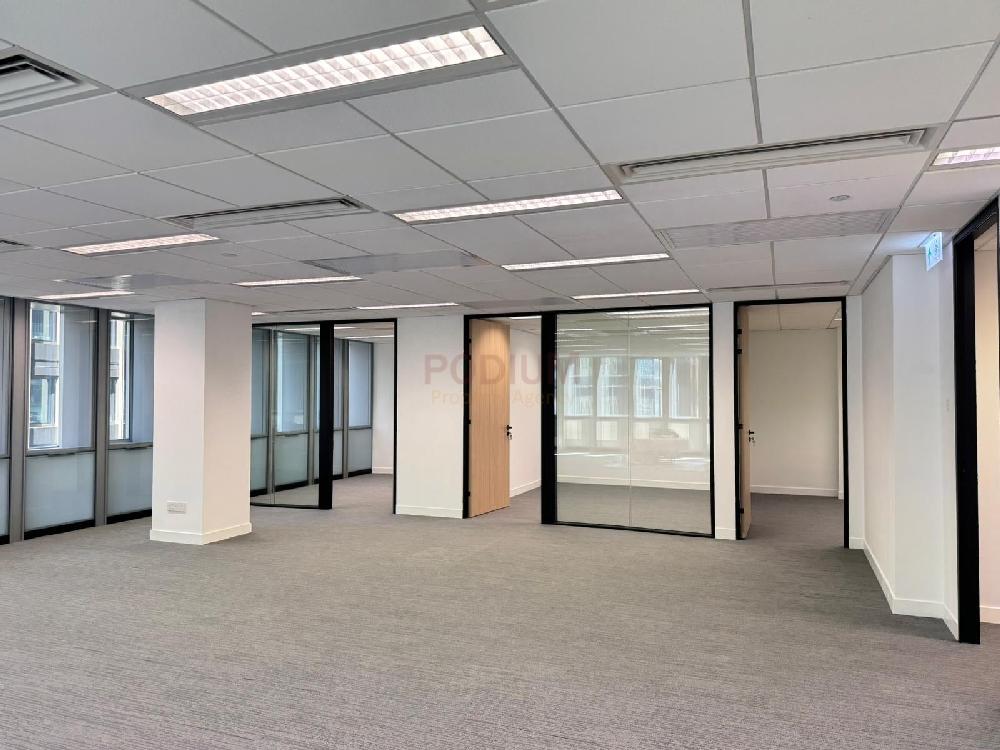 Nan Fung Tower                                               Sheung Wan