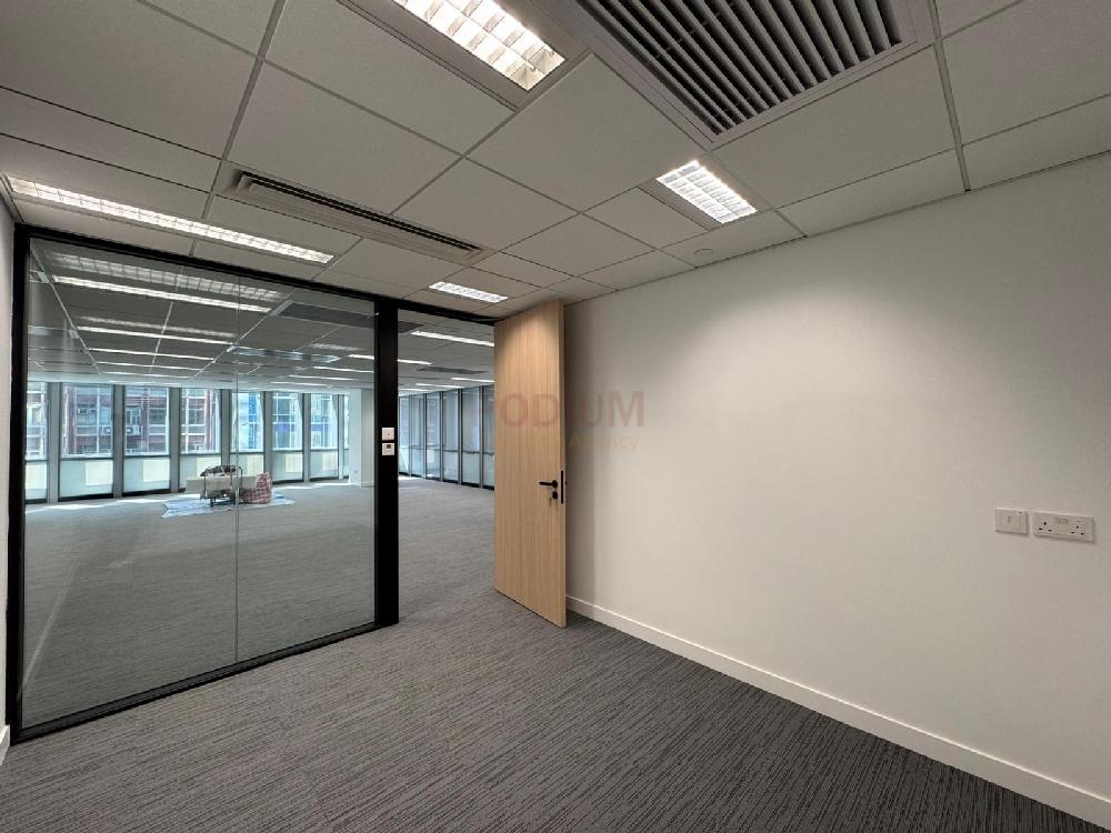 上環南豐大廈                                                     Nan Fung Tower                                               Sheung Wan