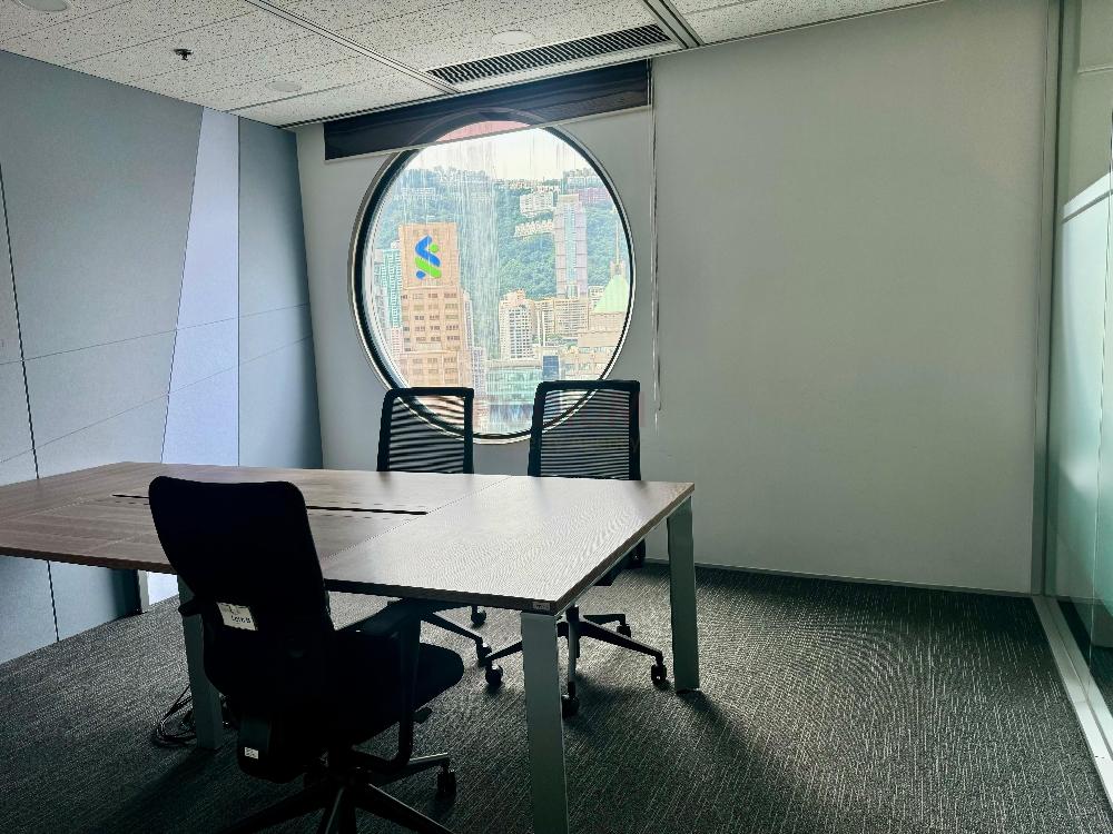 中環怡和大廈                                                     Jardine House                                                Central