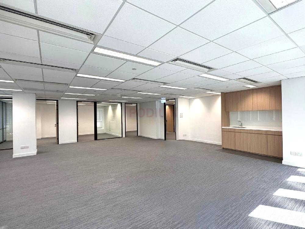 上環南豐大廈                                                     Nan Fung Tower                                               Sheung Wan