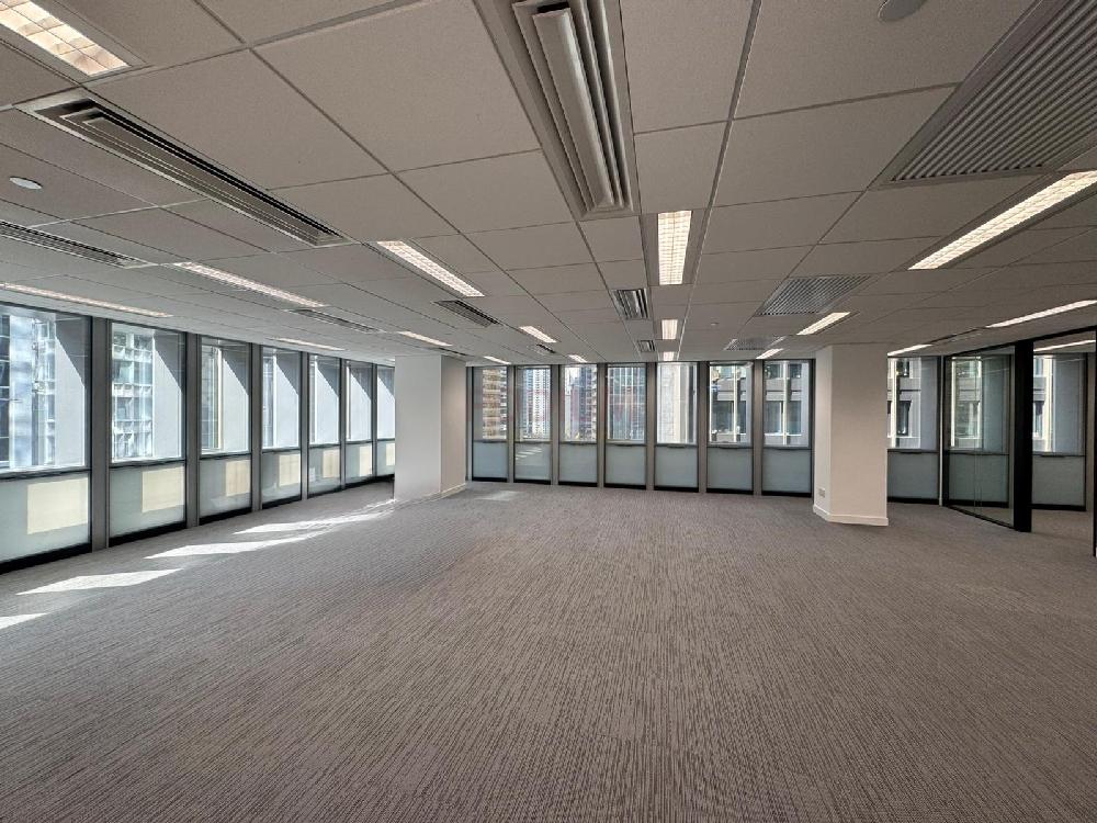 上環南豐大廈                                                     Nan Fung Tower                                               Sheung Wan