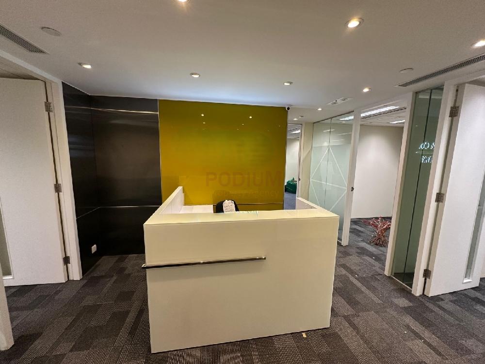 上環南豐大廈                                                     Nan Fung Tower                                               Sheung Wan