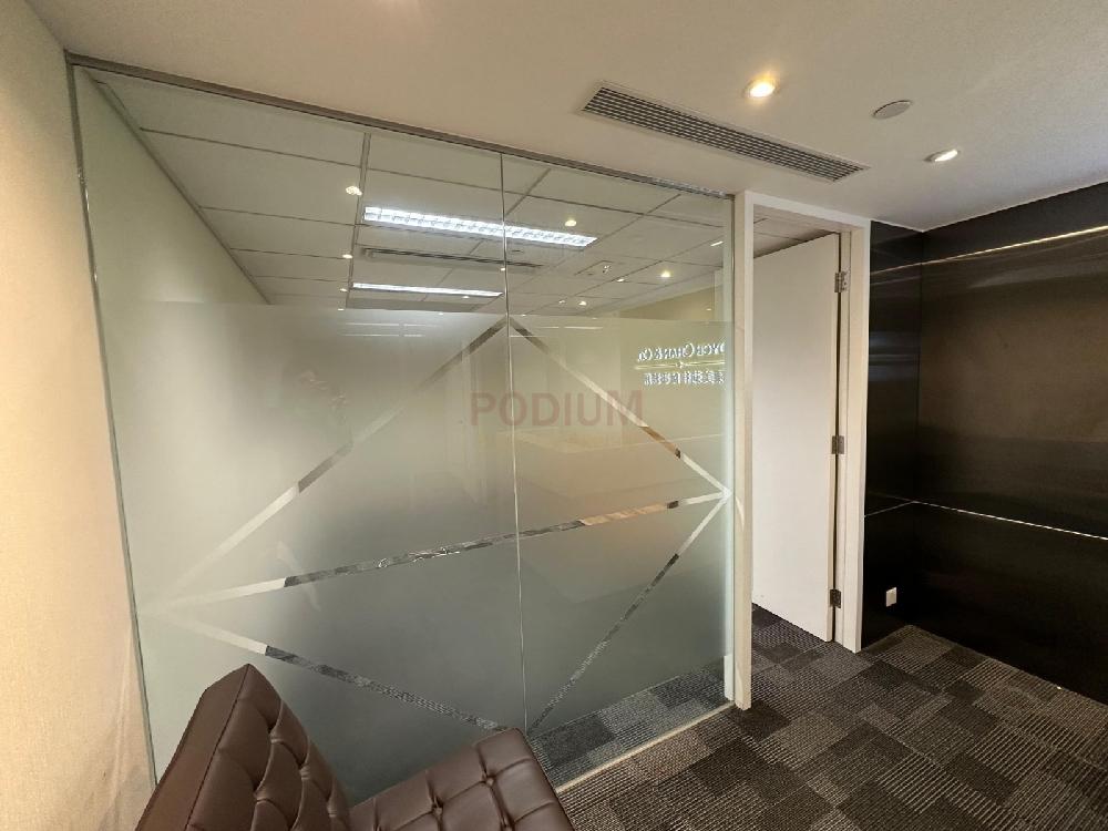 上環南豐大廈                                                     Nan Fung Tower                                               Sheung Wan