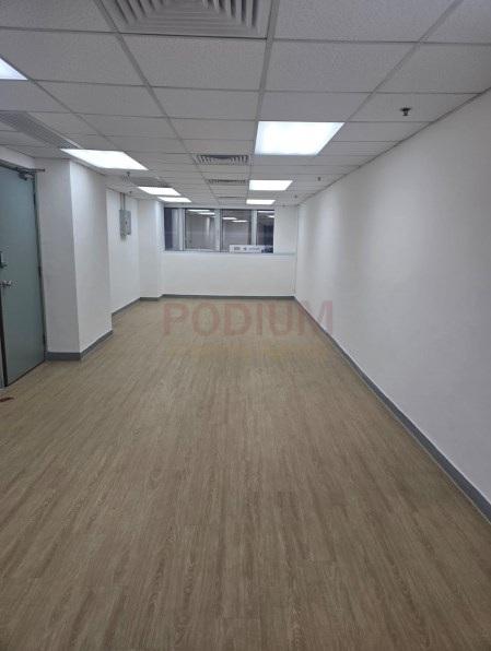 上環永樂街235商業中心                                            235 Wing Lok Street Trade Centre                             Sheung Wan