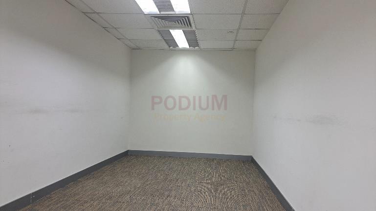 灣仔上海實業大廈                                                 Shanghai Industrial Investment Building                      Wan Chai