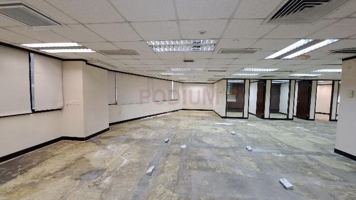 灣仔上海實業大廈                                                 Shanghai Industrial Investment Building                      Wan Chai