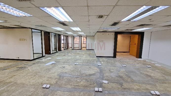 灣仔上海實業大廈                                                 Shanghai Industrial Investment Building                      Wan Chai