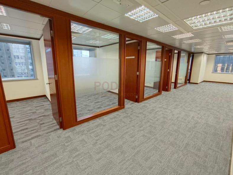 灣仔華潤大廈                                                     China Resources Building                                     Wan Chai