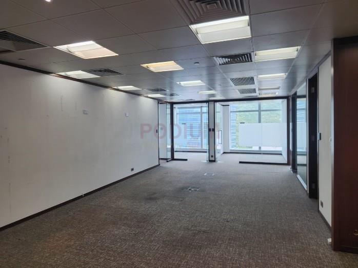 黃竹坑嘉尚匯                                                       Vertical Sq                                                  Wong Chuk Hang