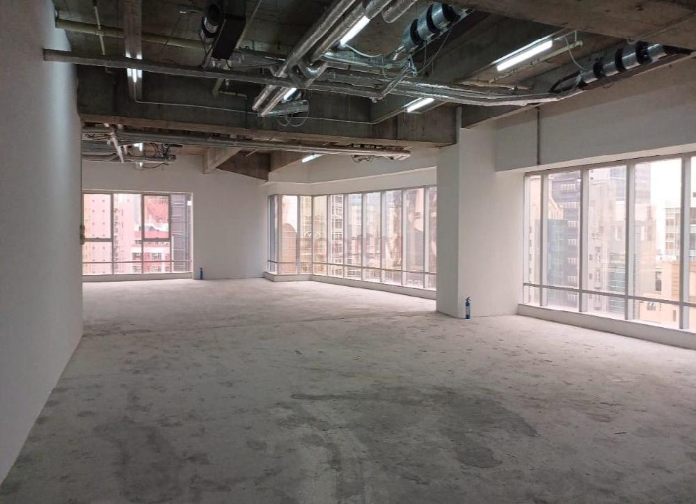 中環中央廣場                                                     The Centrium                                                 Central