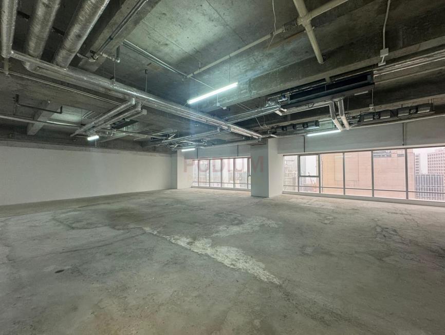 中環中央廣場                                                     The Centrium                                                 Central