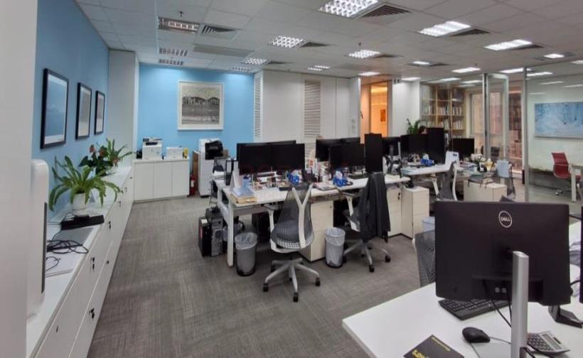 中環中央廣場                                                     The Centrium                                                 Central