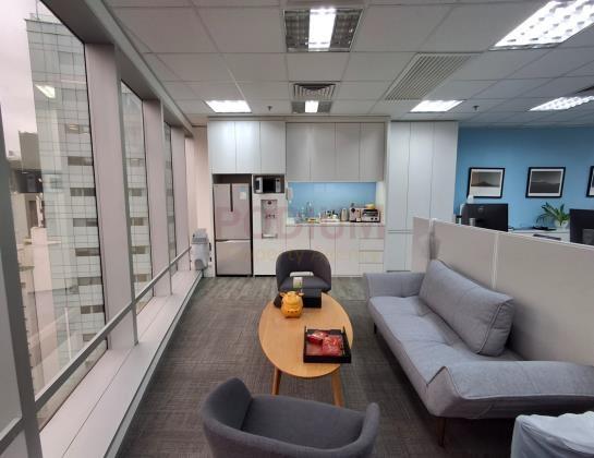 中環中央廣場                                                     The Centrium                                                 Central