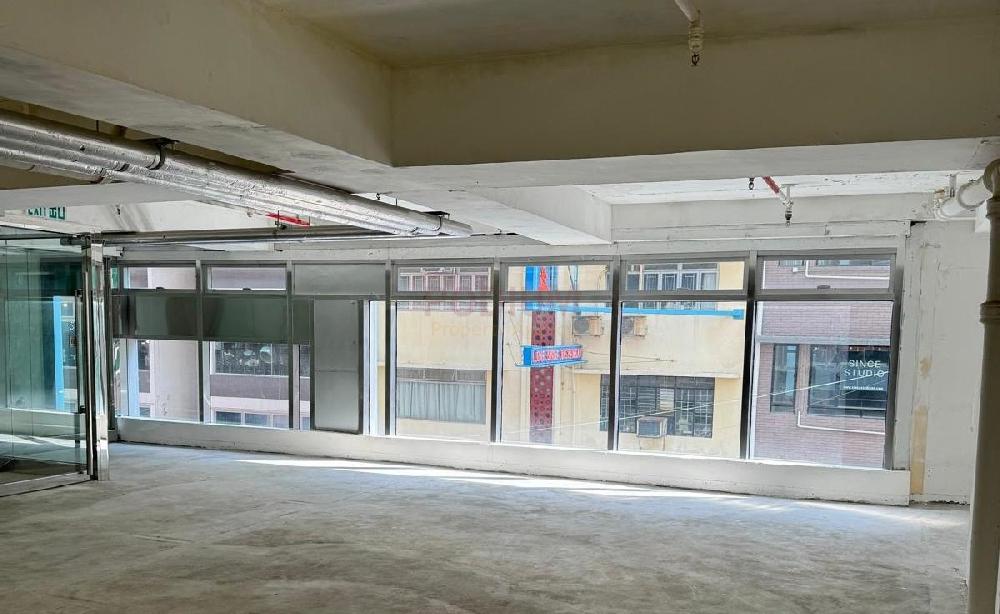 Southgate Commercial Centre                                  Tsim Sha Tsui - Office Interior 1.jpg                                                                               