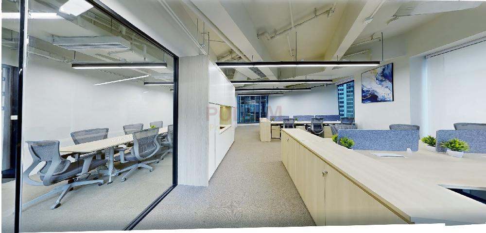 208 Johnston Road Wan Chai - Office Interior 1.jpg                                                                               