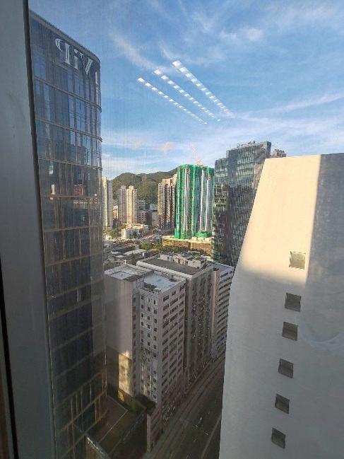 黃竹坑甄沾記大廈                                                   Yan's Tower                                                  Wong Chuk Hang