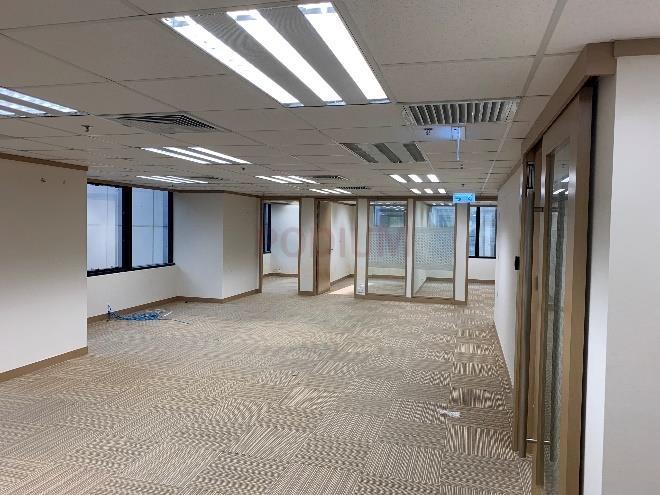 灣仔瑞安中心                                                     Shui On Centre                                               Wan Chai
