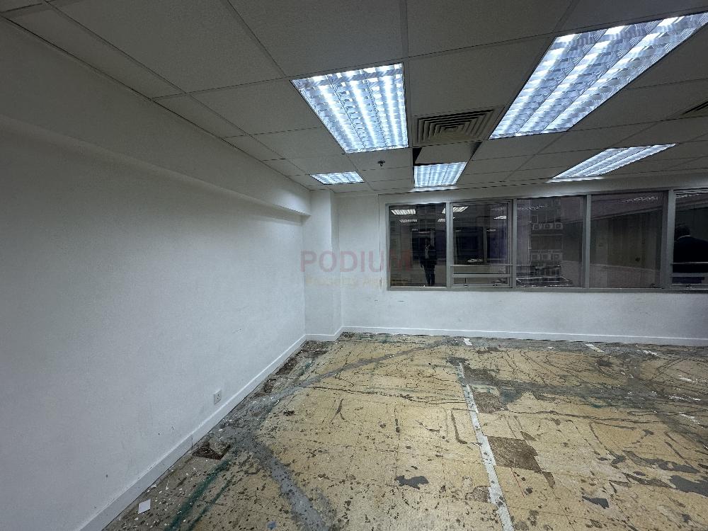 上環易通商業大廈                                                 Eton Building                                                Sheung Wan