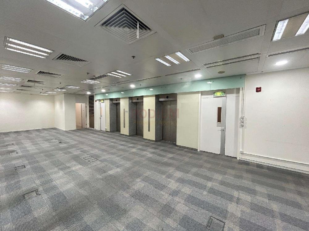 Tai Yip Building                                             Wan Chai - Office Interior 1.jpg                                                                               