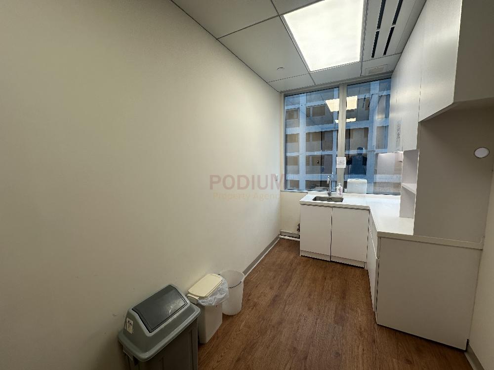 灣仔萬通保險大廈 (原名:美國萬通大廈) YF Life Tower Wan Chai