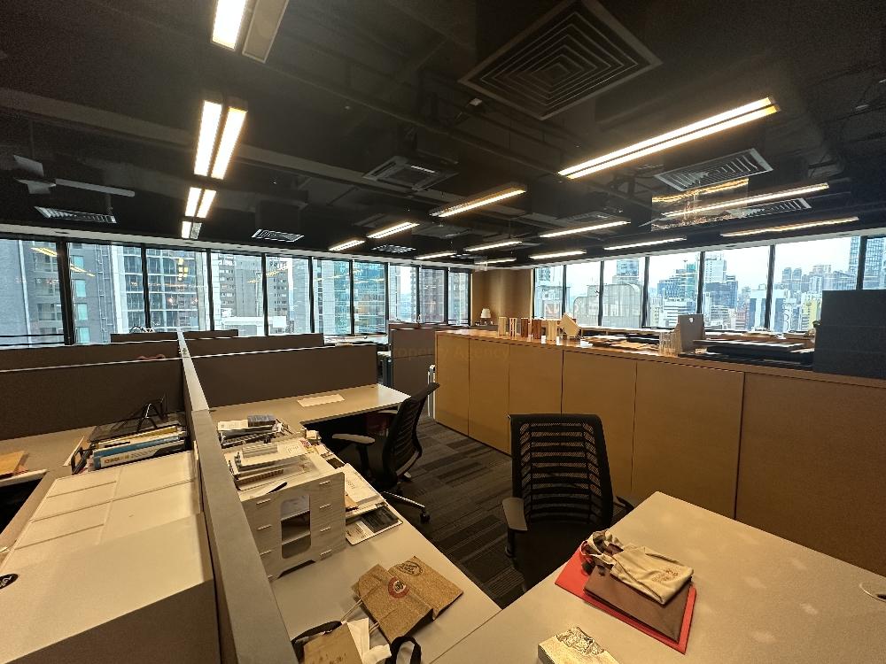 CNT Tower                                                    Wan Chai - Office Interior 1.jpeg                                                                              