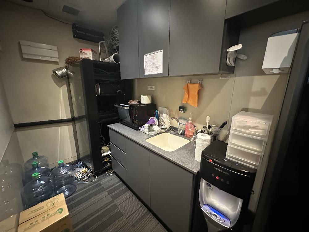 灣仔北海中心 CNT Tower                                                    Wan Chai