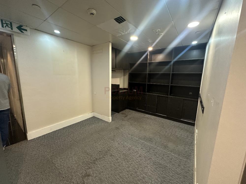 中環律敦治中心 - 帝納大廈 Ruttonjee Centre - Dina House  Central