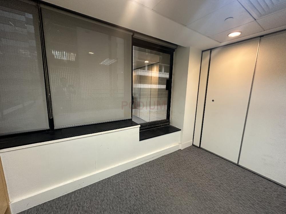 中環律敦治中心 - 帝納大廈 Ruttonjee Centre - Dina House  Central