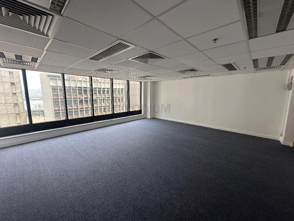 上環興業商業中心                                                 Hing Yip Commercial Centre                                   Sheung Wan