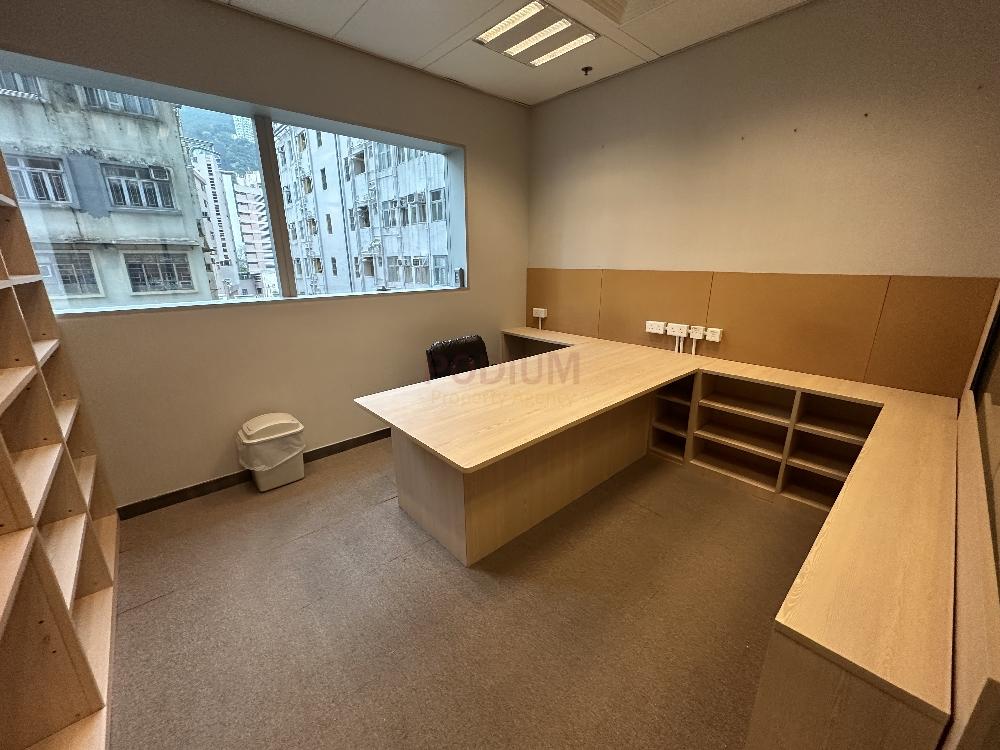 灣仔大業大廈                                                     Tai Yip Building                                             Wan Chai
