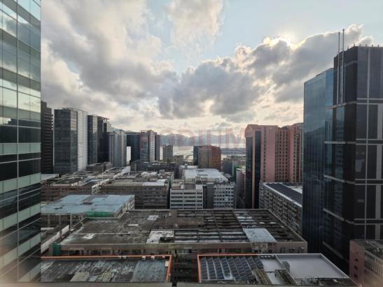 觀塘泓富廣場                                                     Prosperity Place                                             Kwun Tong